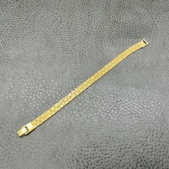 Bracelet Gold Tone Textured Chain Box Closure Womens 7 Inch Fashion Jewelry