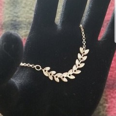 Madeline Elizabeth Vine Bracelet 18K Gold Plated 7″ w/ 2.5″ Extender FabFitFun