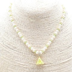 Pearl and Peridot Beaded 15″ necklace with green triad cut crystal