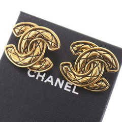 CHANEL Used CC Logos Matelasse Earrings Gold Clip-On Vintage 2459 Auth #CO793 O