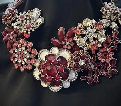 Exquisite Rhinestone Flower Statement Necklace in Red, Dark Burgundy and White