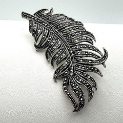 Marcasite Bird Feather Wispy Plume Brooch Pin – Some Wear On Pin Bar