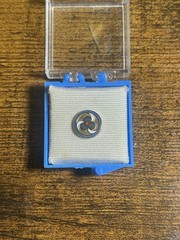 Vintage Girl Scouts Thanks Badge 10K Solid Gold Pin Enamel Blue w/ Case