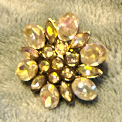 Silver Tone Clear Rhinestone Flower Cluster Brooch Pin, Metal, Pin Back