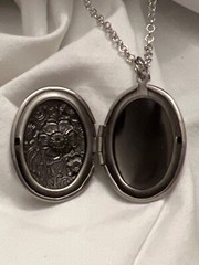 VALENTINES GIFT SILVER BUNNY RABBIT Locket Necklace Pendant PHOTO Picture CAMEO