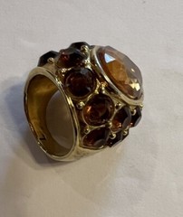 Faceted Oval with Clear Amber Accent Stones Size 7 Ornate Costume jewelry
