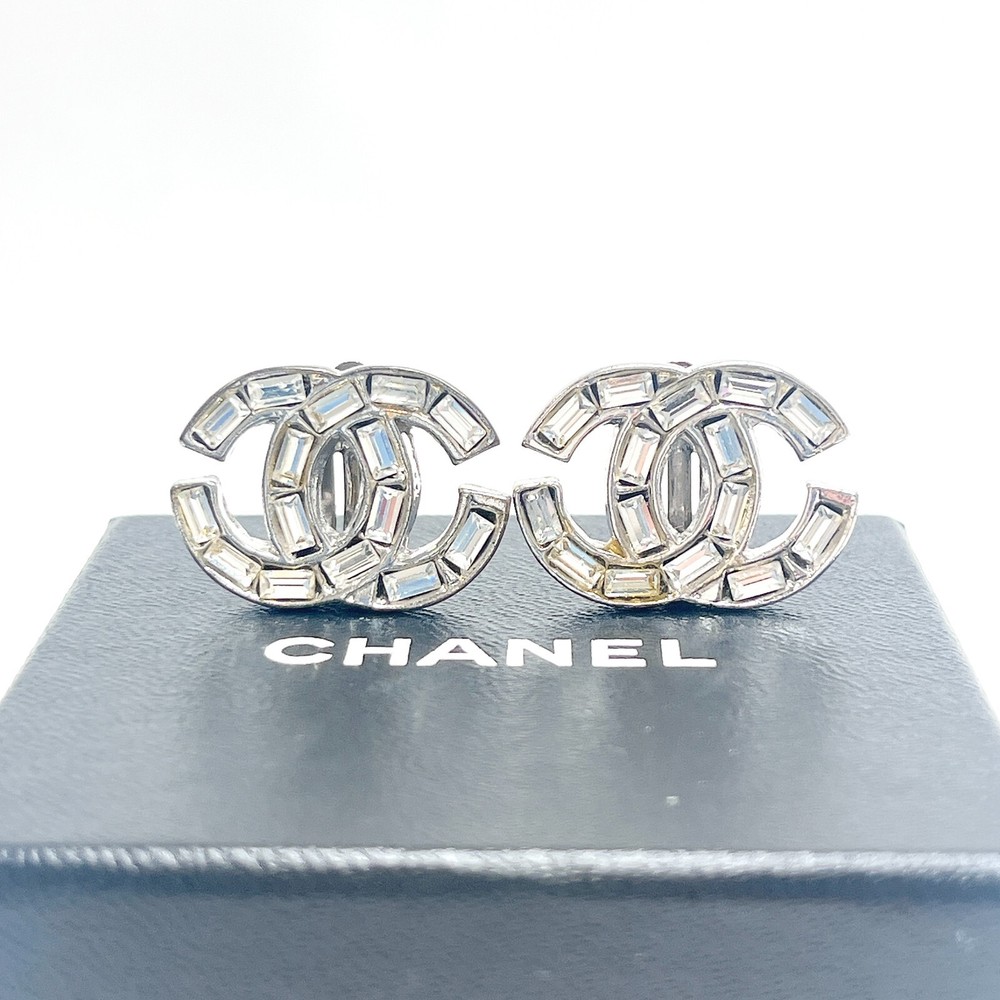 Chanel Crystal CC COCO Logo Earrings signed-01P Silvertone Vintage JAPAN