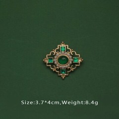 Baroque Retro Pearl Exquisite Brooch Pin Skirt For Woman Girl Party Accessories