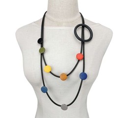 Sweater Chain Round Pendant – Neo Gothic Choker Rubber Necklace Wood Accessories