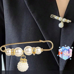 4PCS Adjustable Waist Buckle Pin Set Modern Rhinestone Butterfly Brooch Button