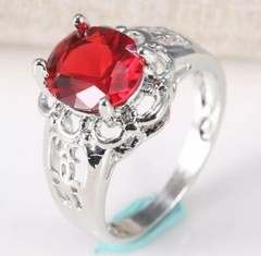 Silver Red Emerald Gemstone Birthstone Engagement Ring Size 7