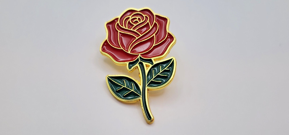 Beautiful Blooming Single Red Rose Enamel Lapel Brooch Hat Pin