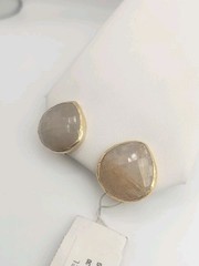 Henri Bendel Faceted Rutilated Quartz Clip On Earrings Beige & Gold Tone