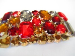 Wide Red Brown & Gold Gemstone Stretchy Bracelet Reiki Chakra MINT NEW STUNNING