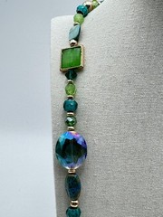 Statement Beaded Necklace Green Multicolor Glass Gold Tone Chain Womens 34in