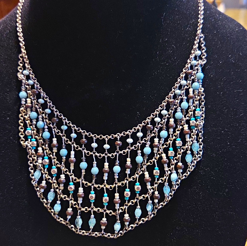 Silver Tone Multi-Strand Beaded Bib Statement Necklace Blue/White. J1