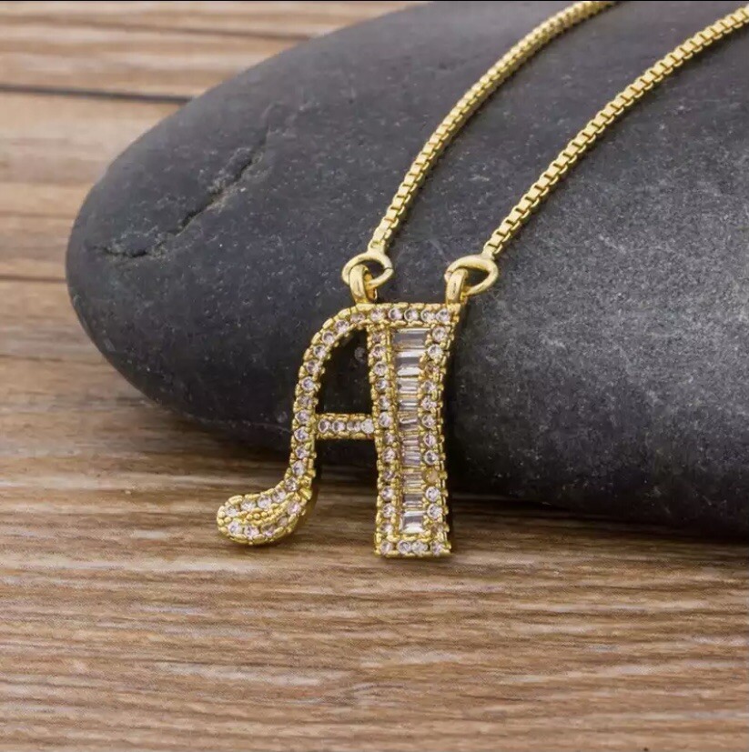 Initial Gold-Plated Necklace *1PIECE*