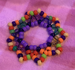 Multicolor Plastic Beaded Stretch Charm Bracelet Round Beads, No Closure