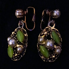 Gold Tone Oval Dangle Screw Back Earrings Green Stones White Pearl Accents