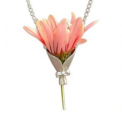 Wearable Vase Necklace for Women Artful Flower Bouquet Pendant Chain