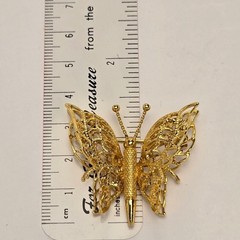 Monet Butterfly Brooch Gold Excellent Vintage Filigree Pin Accessory