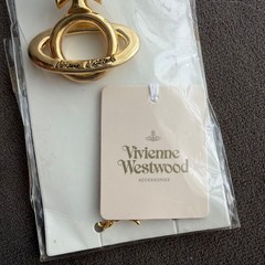 Vivienne Westwood Orb Glasses Holder Necklace Pendant New with Tags Gold Rare