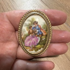 Limoges Hand-Painted Signed Oval Porcelain & Metal Gold-Tone Brooch Pin