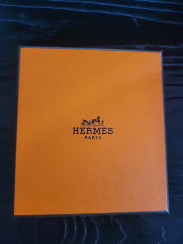 Hermes Click H Enamel Bracelet Bangle Click Crack.