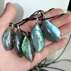 Natural Color light Labradorite Raw Gem Semi-precious Stone Pendants Necklaces