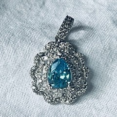 YGI Blue & White CZ Sterling Silver 925 Halo Pendant