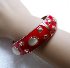 Vintage bangle bracelet ethnic style with enamel 1970s NO USA IMPORT FEES