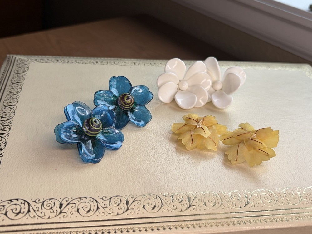 Vintage Multicolor Flower Clip-On Earrings Lot of 3 Pairs, Plastic/Resin/Shell