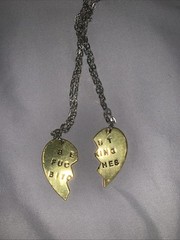 ‘Best F*cking Bitches’ 2 Piece Friendship Necklace Set Silver Chain Gold Hearts