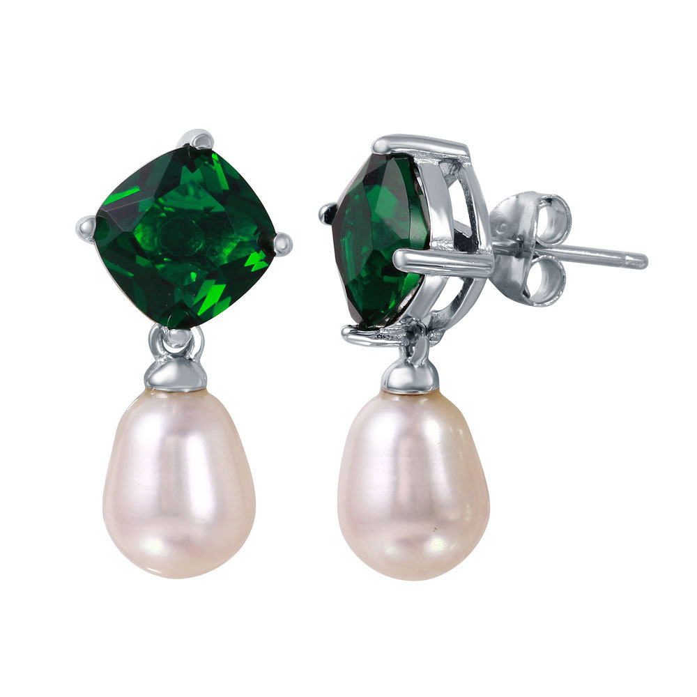 925 STERLING SILVER DANGLING EARRINGS W/LAB CREATED PEARL/ EMERALDS/ NEW DESIGN!
