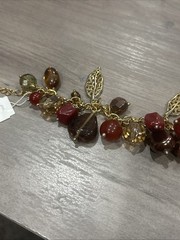 Fall Time Bracelet Brown Red Leaves Lia Sophia Gold Tone 8″ Bracelet