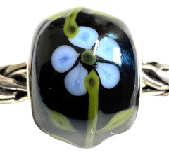 Trollbeads Sterling silver Black Base with Periwinkle blue flower