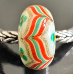 NEW💕 Trollbeads Sterling Silver Glass EVENT ONLY WHITE BASE SPARKLY CURRY