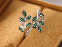 Green Crystal Leaf Ring 925 Sterling Silver Adjustable Elegant Fashion Jewelry