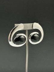 Black Cabochon Stud Earrings Silver Tone Sculptural Swirl Modernist 1.75″
