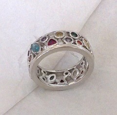 New Silvertone Multicolored Crystal Band Ring Size 7 Perfect for All Occasions