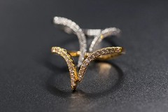 18k Gold Plated Simulated Diamond Small V Ring Gorgeous Women Fashion Jewelry