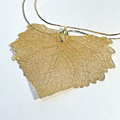 Vintage Natural Preserved 24K Gold Dipped Aspen Leaf Pendant Necklace 23″ Chain