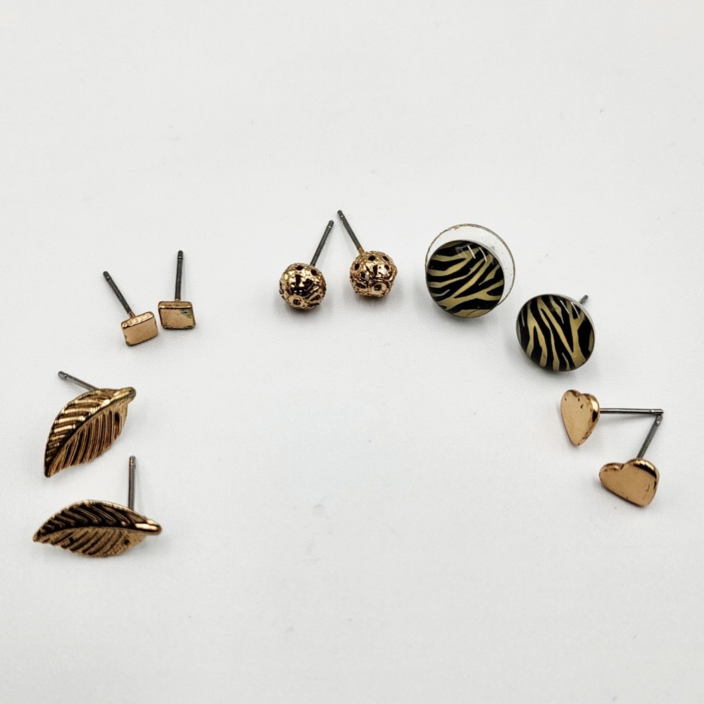 Y2k Mixed Lot Small Statement Stud Earrings Sizes Vary Gold and Silver Tone