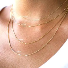 10k Real Solid Gold Mirror Box Chain Necklace, 0.6mm (18 Inches, Yellow Gold)