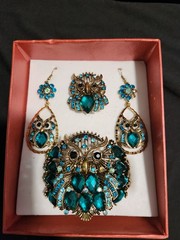 Owl Cuff Bracelet Earrings & Ring Set costume Turquoise Blue Gold Tone Gift Box