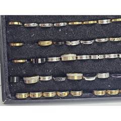 Ring/Band Lot/Tray – Various Sizes – Base Metals