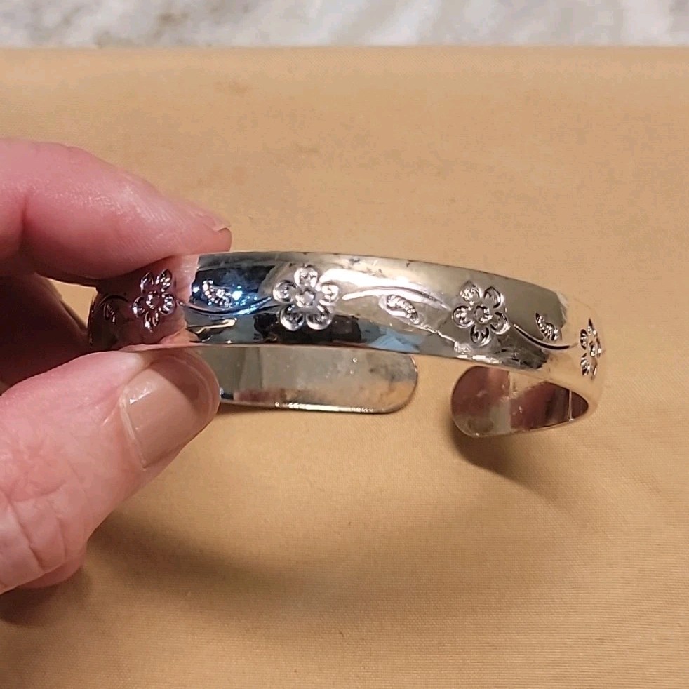 925 Silver Floral Cuff Bangle Bracelet No Stone Metal Silver Color