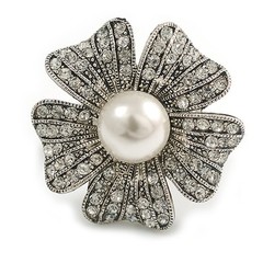 30mm Diameter Crystal Pearl Flower Ring in Aged Silver Tone – Size 7/8