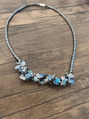 Modern Elegant Bead Necklace Unique Blue and Metallic Design for Daily Wear