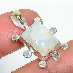 Natural Rainbow Moonstone – Bihar 925 Silver Plated Pendant 1.17″ P7355-24